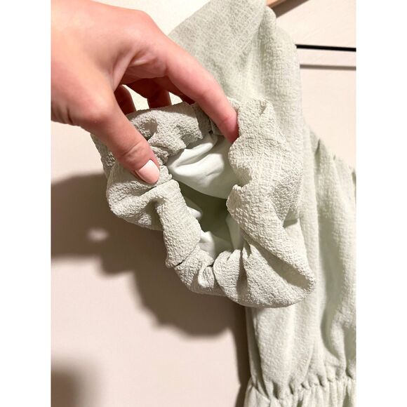 ASTR The Label Smocked Tiered Maxi Dress Sage Size Medium - Picture 4 of 10